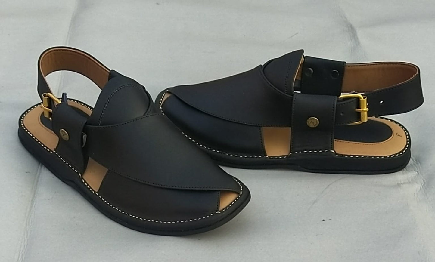 Gogo Chapal Black color